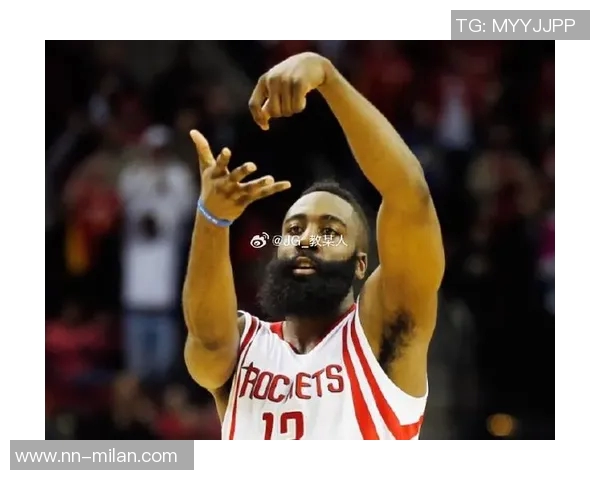 哈登晒世界杯用球合照引发中文译名三重浪热潮