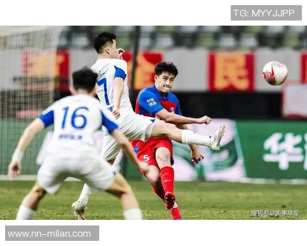 2025赛季中国足球四级联赛最终总排名揭晓及各队表现分析